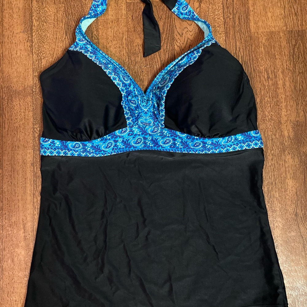 Athleta tankini top